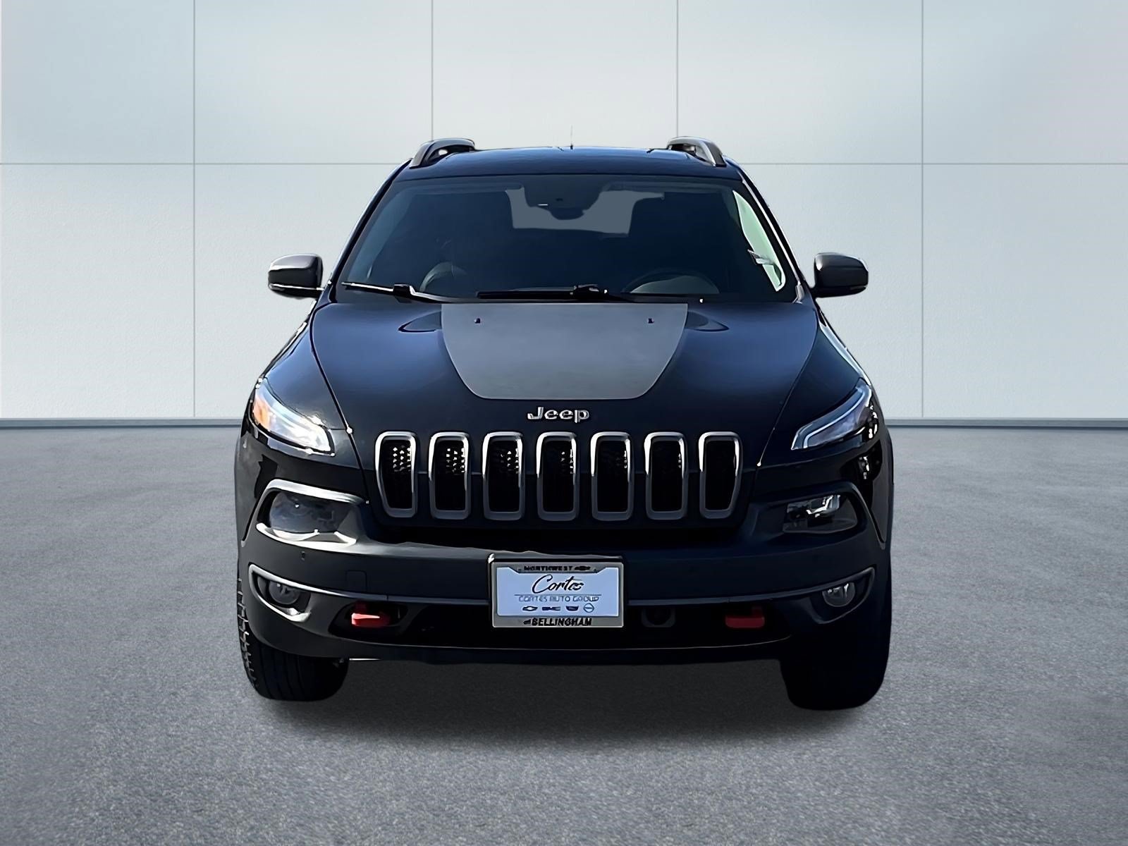 Used 2016 Jeep Cherokee Trailhawk w/ Leather Interior Group AWD/4WD image 2