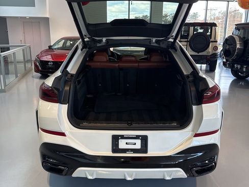 Used 2023 BMW X6 M50i w/ Executive Package image 6