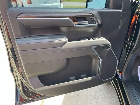 Used 2025 GMC Sierra 1500 Elevation AWD/4WD image 21
