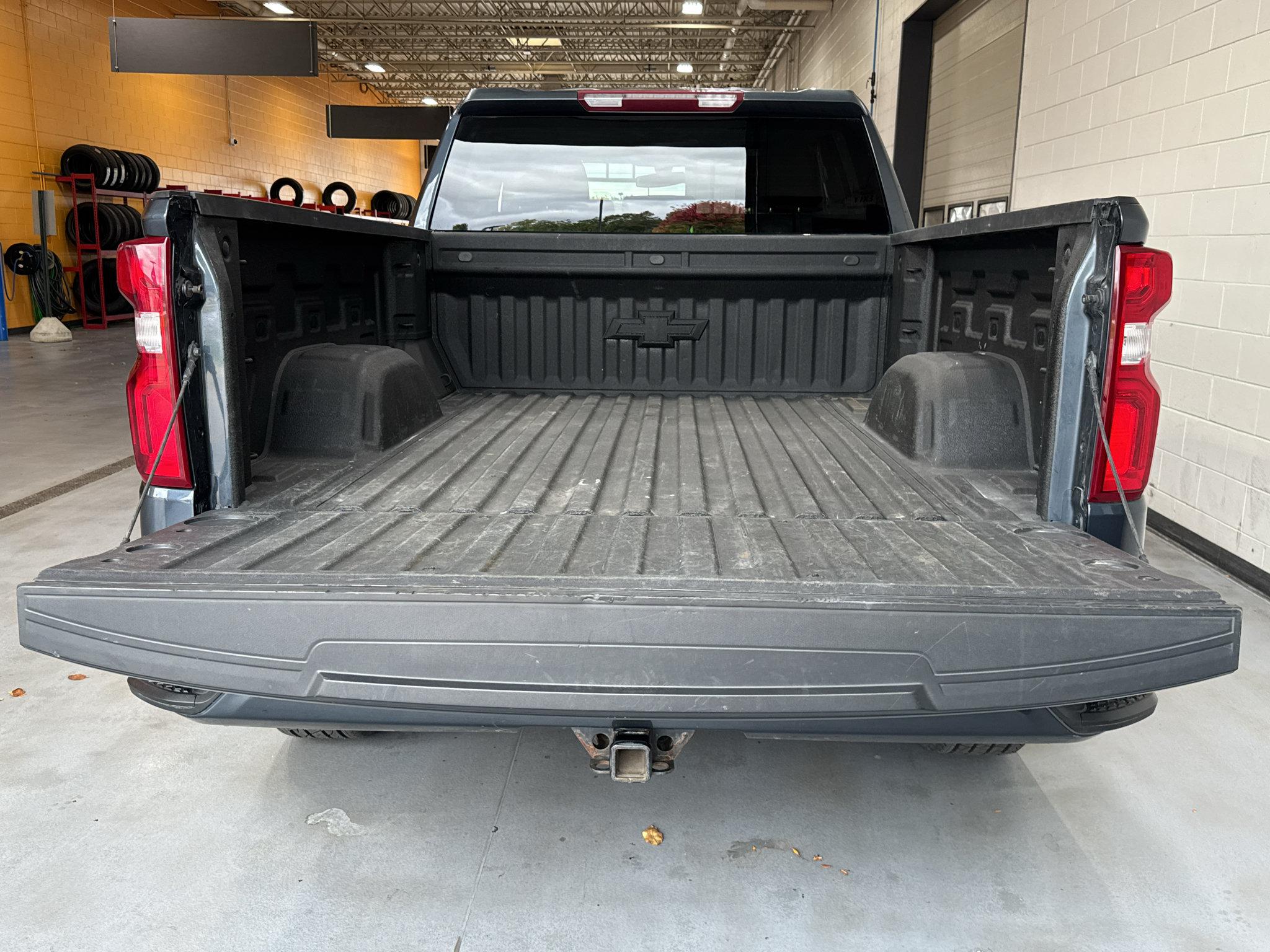 Used 2022 Chevrolet Silverado 1500 Custom AWD/4WD image 19