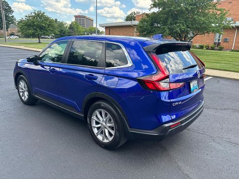 Used 2024 Honda CR-V EX-L image 5