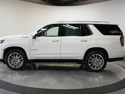 Used 2022 Chevrolet Tahoe High Country AWD/4WD image 5