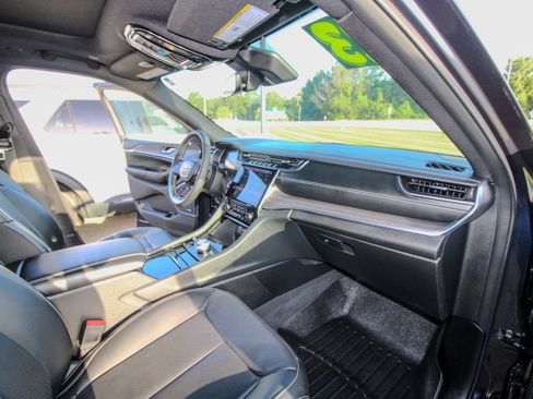 Used 2023 Jeep Grand Cherokee L Overland w/ Rear Seat Video Group I AWD/4WD image 20