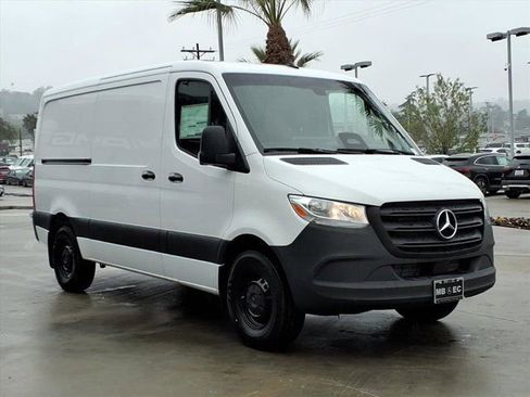 New 2025 Mercedes-Benz Sprinter 2500 image 19