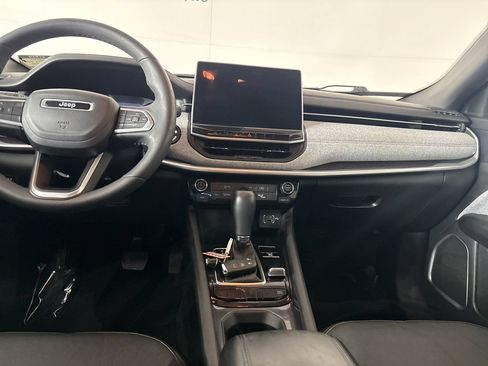 Used 2023 Jeep Compass Latitude AWD/4WD image 22