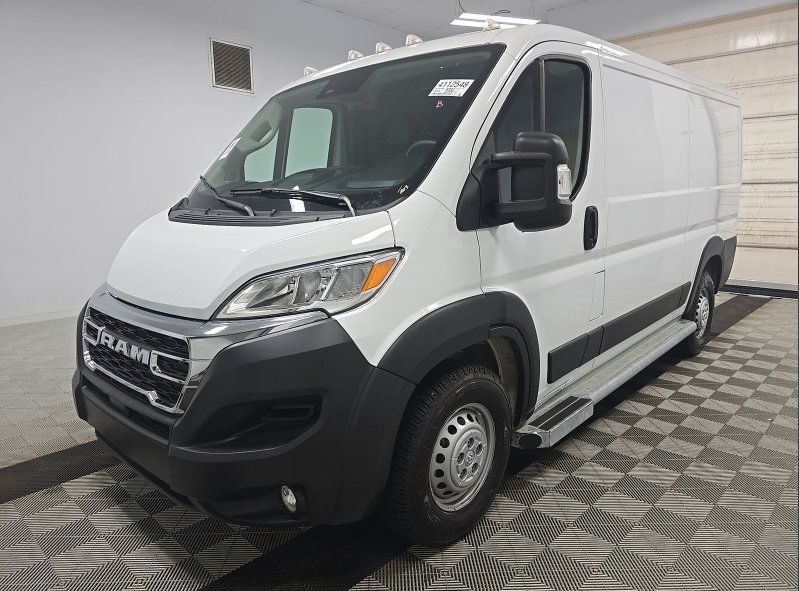 Used 2025 RAM ProMaster 2500 w/ U-Haul Equipment Group FWD image 1