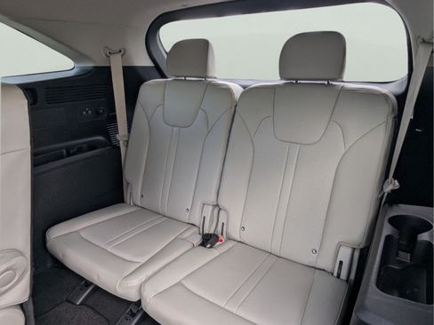Certified 2024 Kia Sorento EX FWD image 39