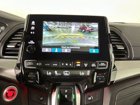 Used 2023 Honda Odyssey Sport image 25