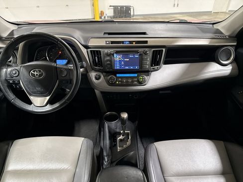 Used 2013 Toyota RAV4 Limited AWD/4WD image 10