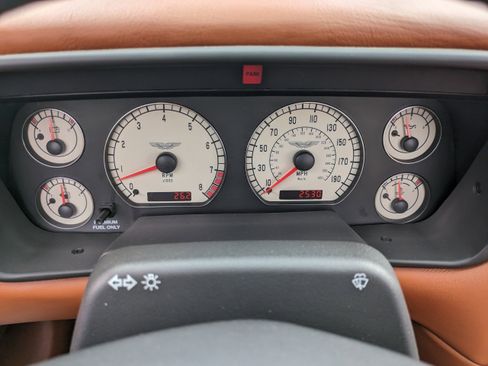Used 2003 Aston Martin DB7 Vantage RWD image 24
