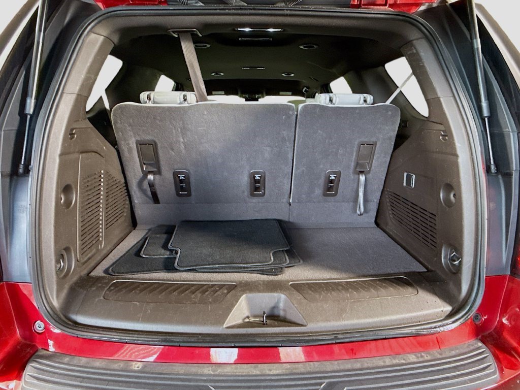 Used 2023 GMC Yukon SLE RWD image 34
