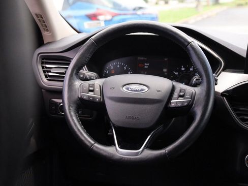 Used 2020 Ford Escape SEL FWD image 25