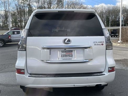 Used 2022 Lexus GX 460 Premium image 4