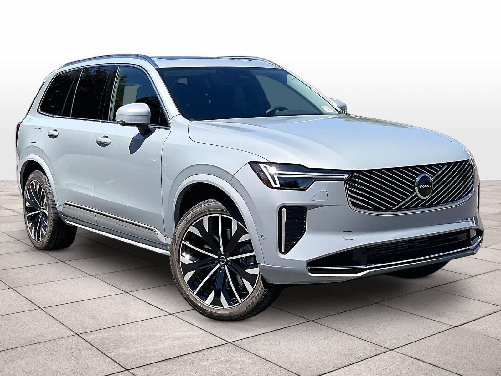 New 2026 Volvo XC90 T8 Plus w/ Protection Package AWD/4WD image 2