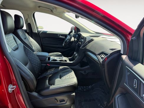 Used 2023 Ford Edge Titanium AWD/4WD image 19