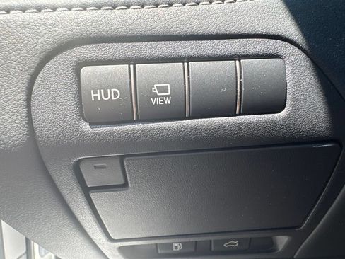 Used 2021 Lexus LS 500 w/ Interior Upgrade Package RWD image 11