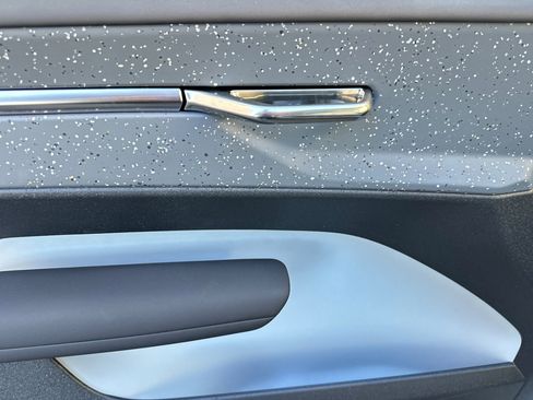 New 2025 Volvo EX30 Ultra w/ Protection Package Premier image 10