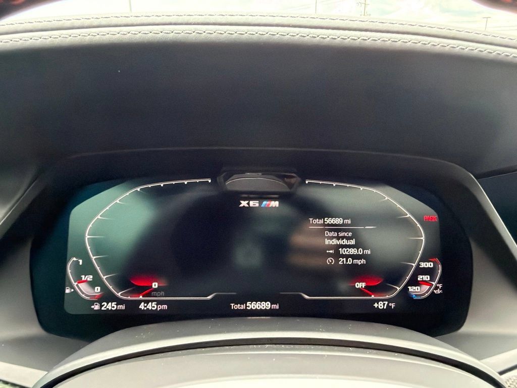 Used 2021 BMW X6 M AWD/4WD image 30