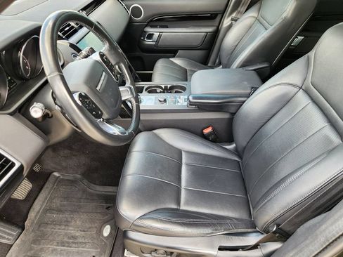 Used 2020 Land Rover Discovery SE AWD/4WD image 13