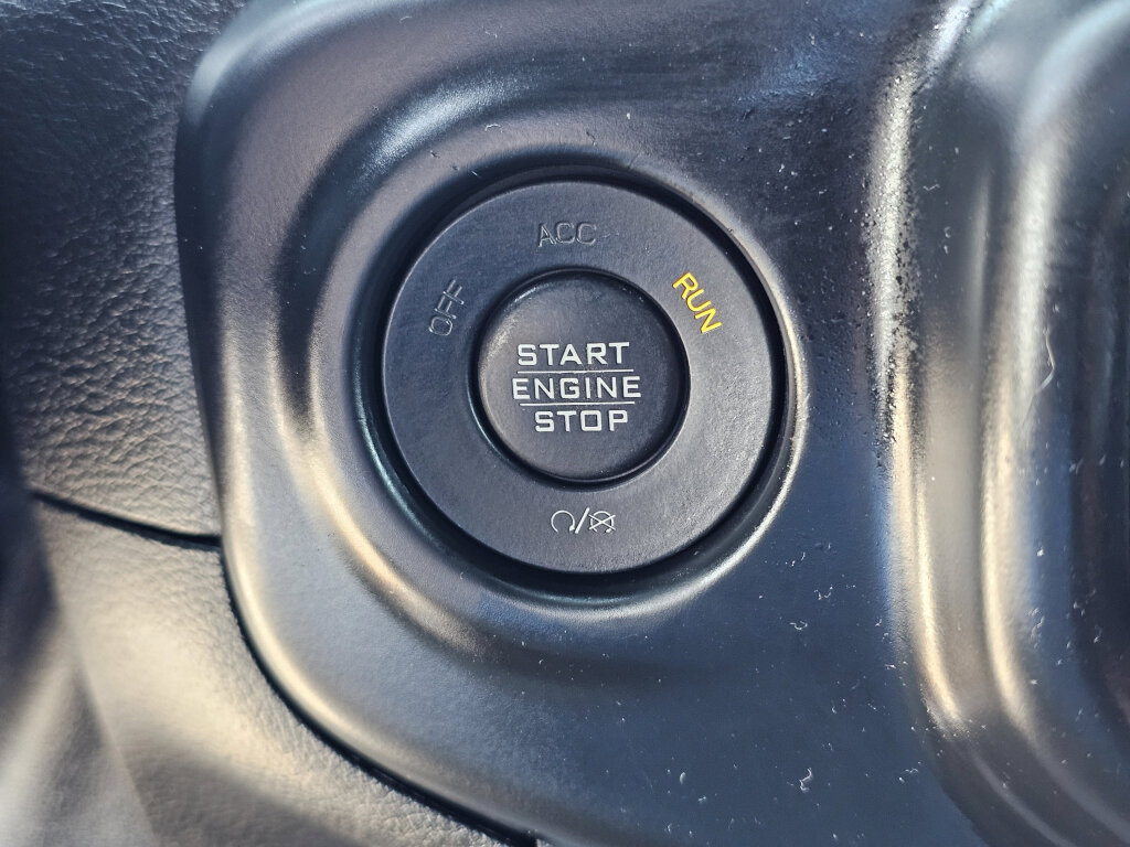 Used 2018 Jeep Wrangler Unlimited Sport S AWD/4WD image 24