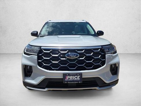 Used 2026 Ford Explorer Platinum w/ LUX Leather Package AWD/4WD image 2