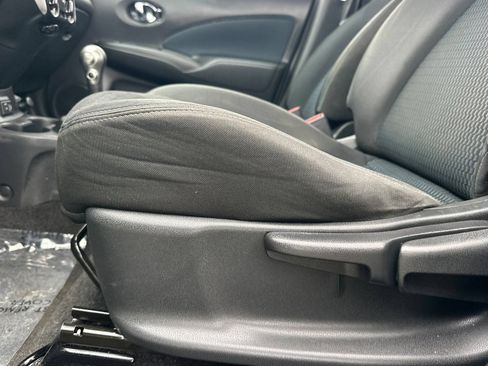 Used 2018 Nissan Versa Note SV FWD image 13