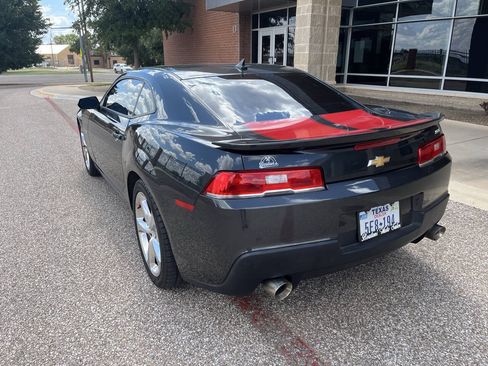 Used 2015 Chevrolet Camaro SS RWD image 3
