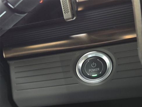 Used 2024 GMC Hummer EV 2X w/ LPO, Illumination Package AWD/4WD image 24