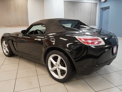 Used 2008 Saturn Sky w/ Premium Trim Package image 9