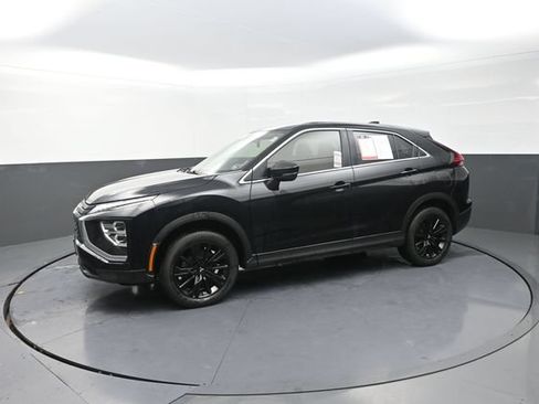 Used 2023 Mitsubishi Eclipse Cross LE AWD/4WD image 59
