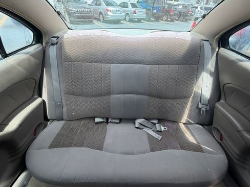Used 2005 Pontiac Grand Am SE FWD image 30