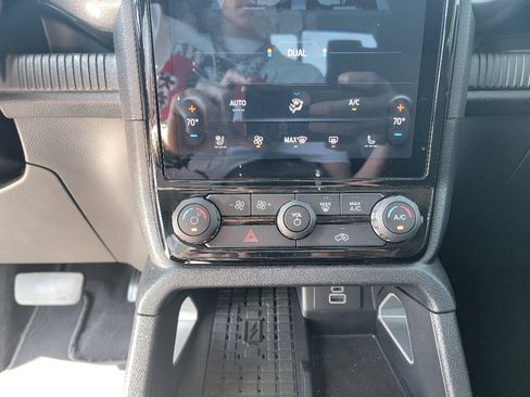 Used 2024 Ford Ranger Lariat w/ Trailer Tow Package AWD/4WD image 23