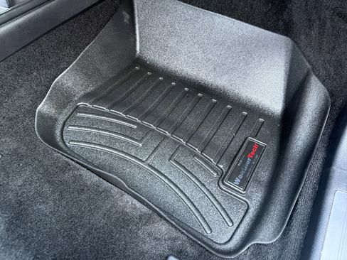 Used 2017 Lincoln MKZ Select image 26