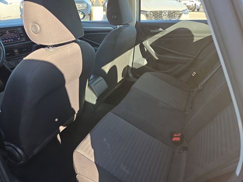 Used 2024 Volkswagen Jetta S image 9