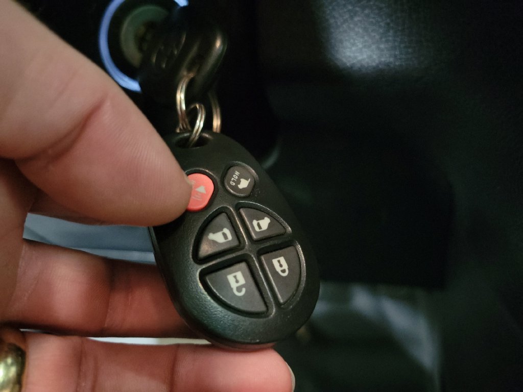 Used 2015 Toyota Sienna SE FWD image 20