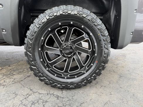 Used 2011 Chevrolet Silverado 1500 LT w/ All-Star Edition image 7