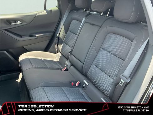 Used 2025 Chevrolet Equinox LT AWD/4WD image 21