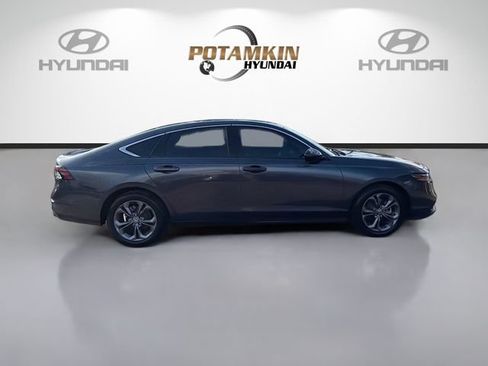 Used 2024 Honda Accord EX image 4