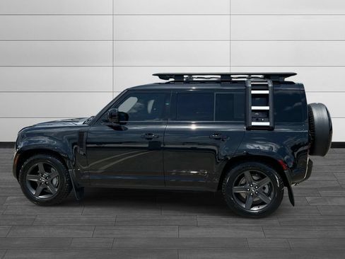 Certified 2023 Land Rover Defender 110 X-Dynamic SE AWD/4WD image 2