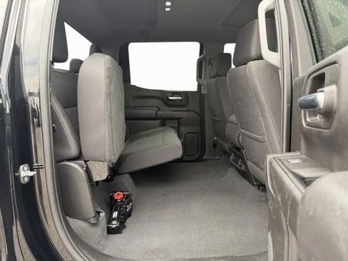 Used 2023 Chevrolet Silverado 1500 Custom image 31