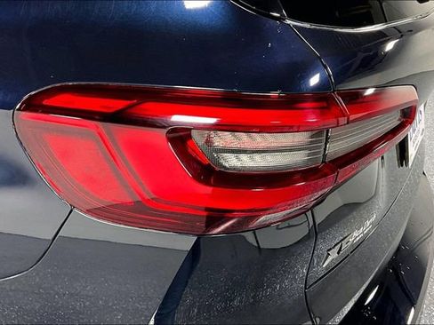 Used 2020 BMW X5 M50i w/ Premium Package image 24