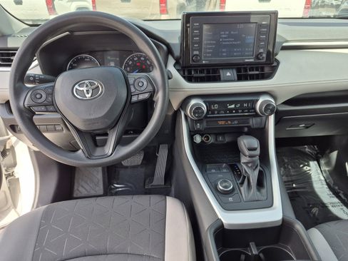 Certified 2022 Toyota RAV4 XLE AWD/4WD image 18