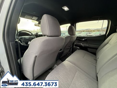 Used 2019 Toyota Tacoma TRD Sport image 13