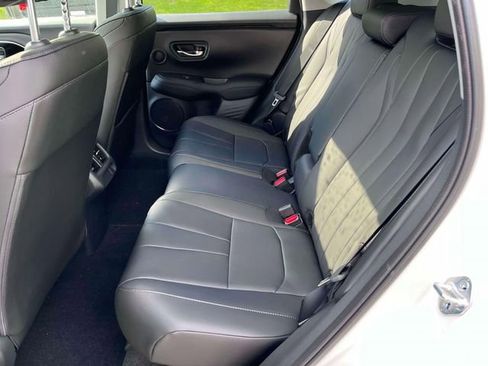 Used 2025 Acura ADX FWD image 15