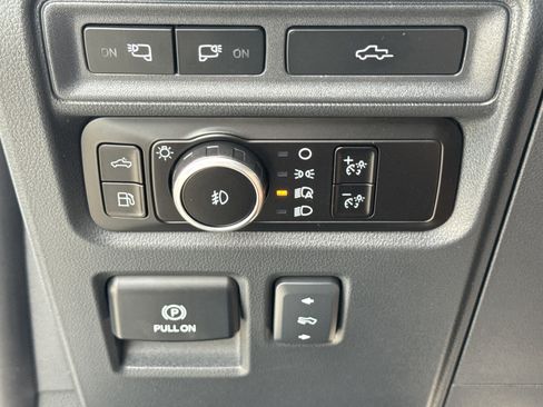 Used 2023 Ford F150 Platinum w/ Equipment Group 701A High image 25