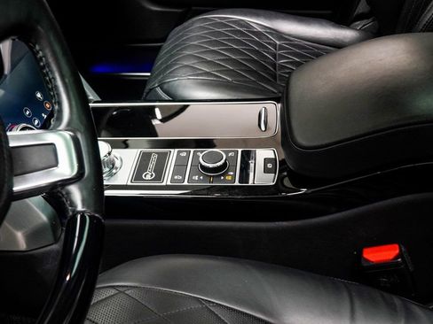 Used 2022 Land Rover Range Rover SV Autobiography Dynamic image 20