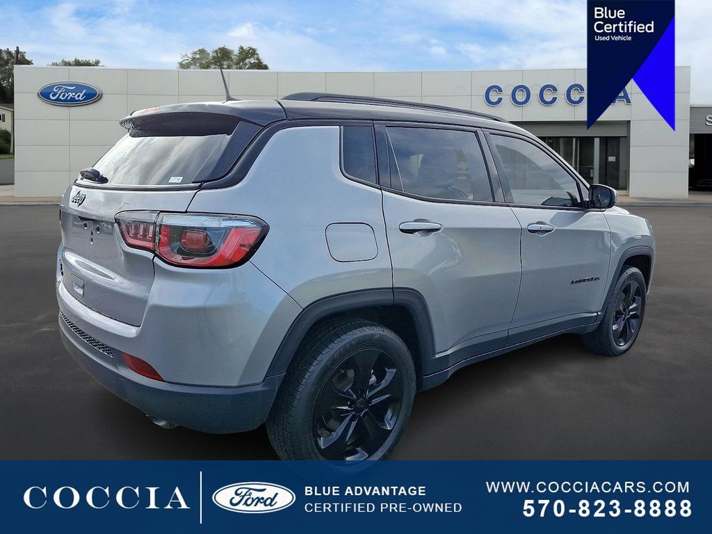 Used 2019 Jeep Compass Latitude AWD/4WD image 4