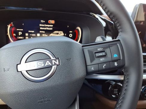 New 2026 Nissan Pathfinder Platinum AWD/4WD image 11