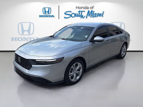 Certified 2024 Honda Accord LX image 3