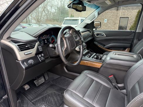 Used 2019 GMC Yukon Denali w/ Denali Ultimate Package image 10